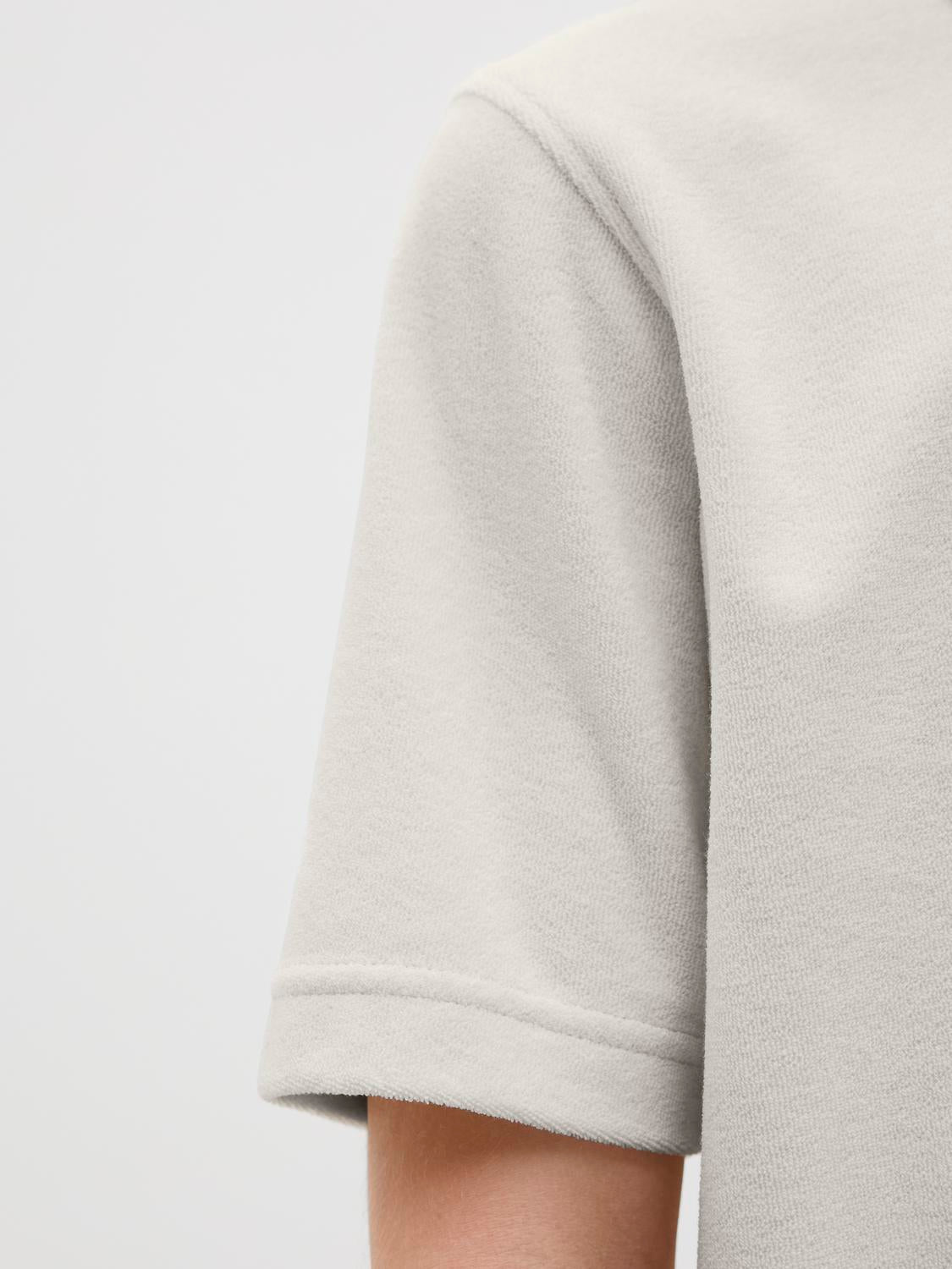 model_shot-detail